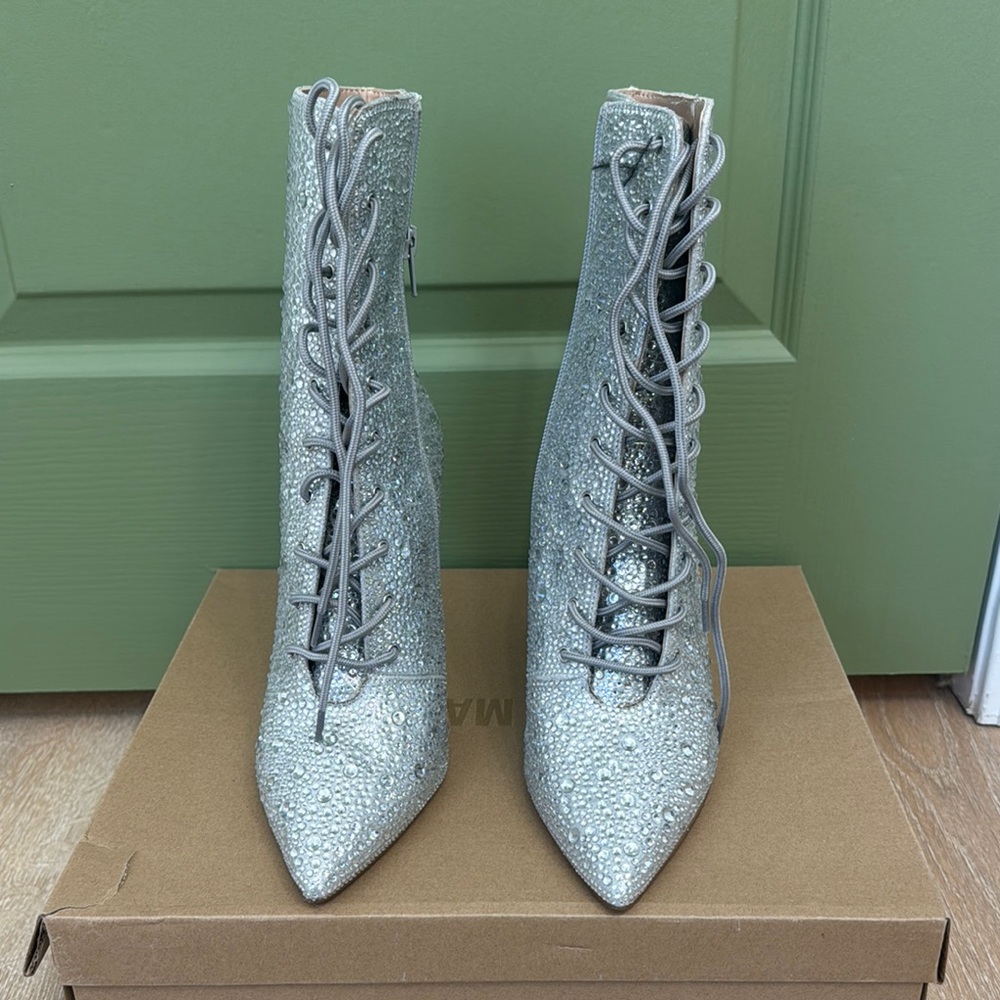 Steve Madden Valency Silver Lace-Up Boots